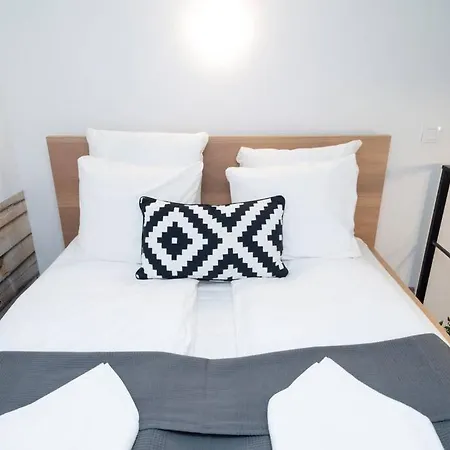 Apartamento Hidden Gem At Kalvin Square