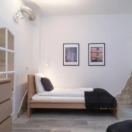 Apartamento Hidden Gem At Kalvin Square